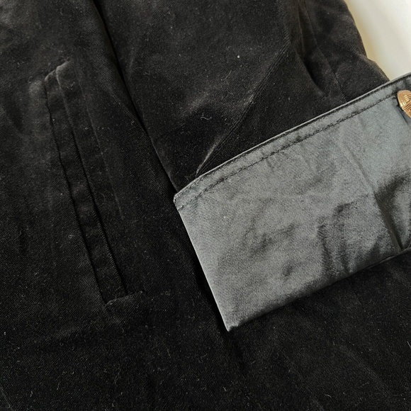 Velvet COAT Vintage Goth Black Knee Length Size 14 Fabric Collar & Cuffs Pockets - Picture 6 of 8